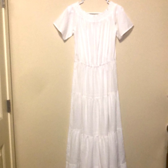NORACORA white prarie like dress. Size Small. Ribbed at neck. - Picture 7 of 8